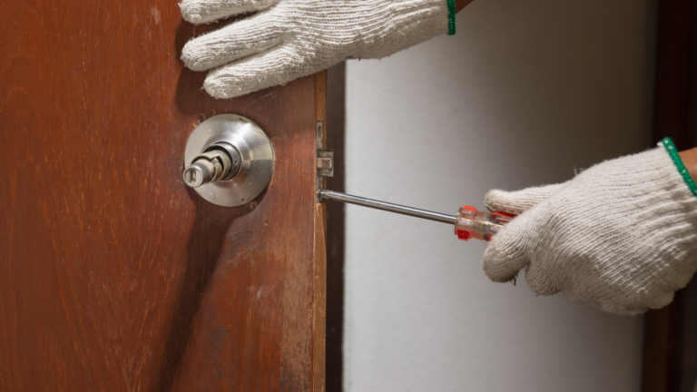 Secure Home Locksmith Service in Paramount, CA