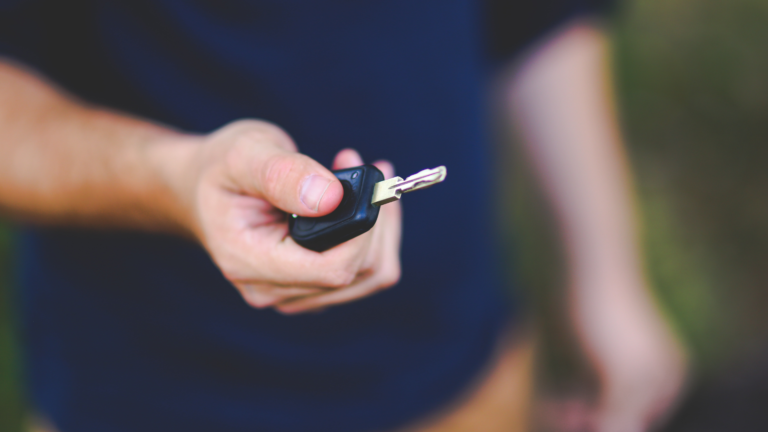 Dependable Car Key Replacement in Paramount, CA